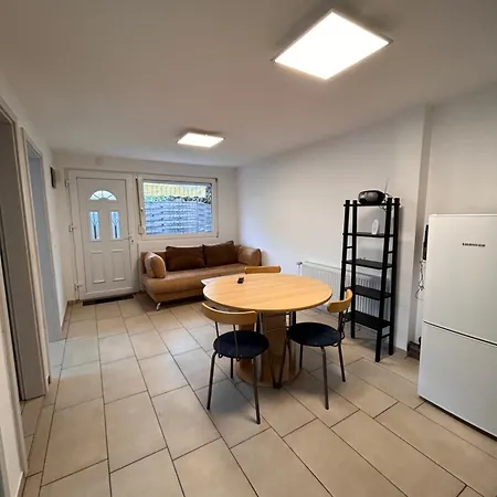 דירה Ferienwohnung *